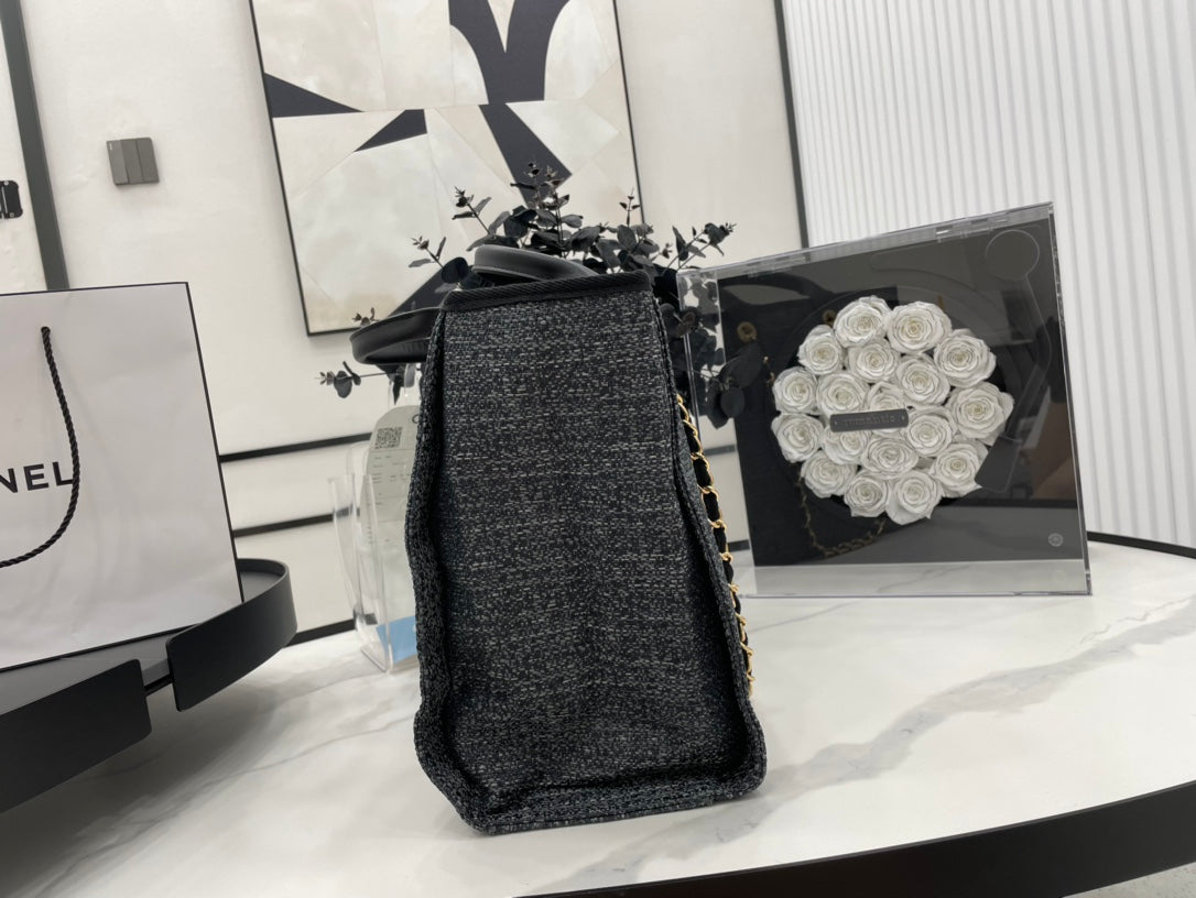 CC DEAUVILLE GRAND SAC CABAS 38 EN TOILE NOIRE, FINITIONS MÉTALLIQUES DORÉES