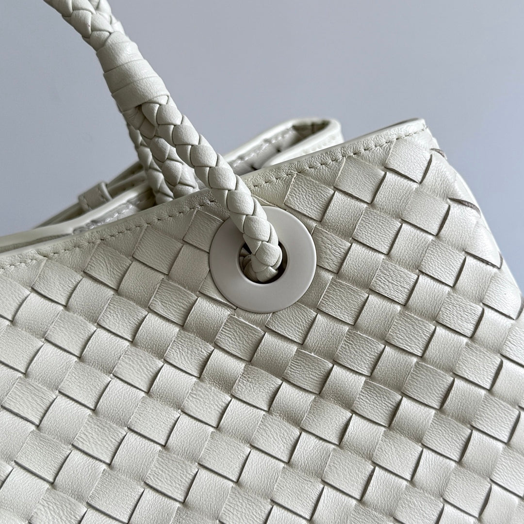 BOTTEGA VENETA SAC PANIER 25S 31 EN CUIR DE VEAU IVOIRE MÉTAL DORÉ
