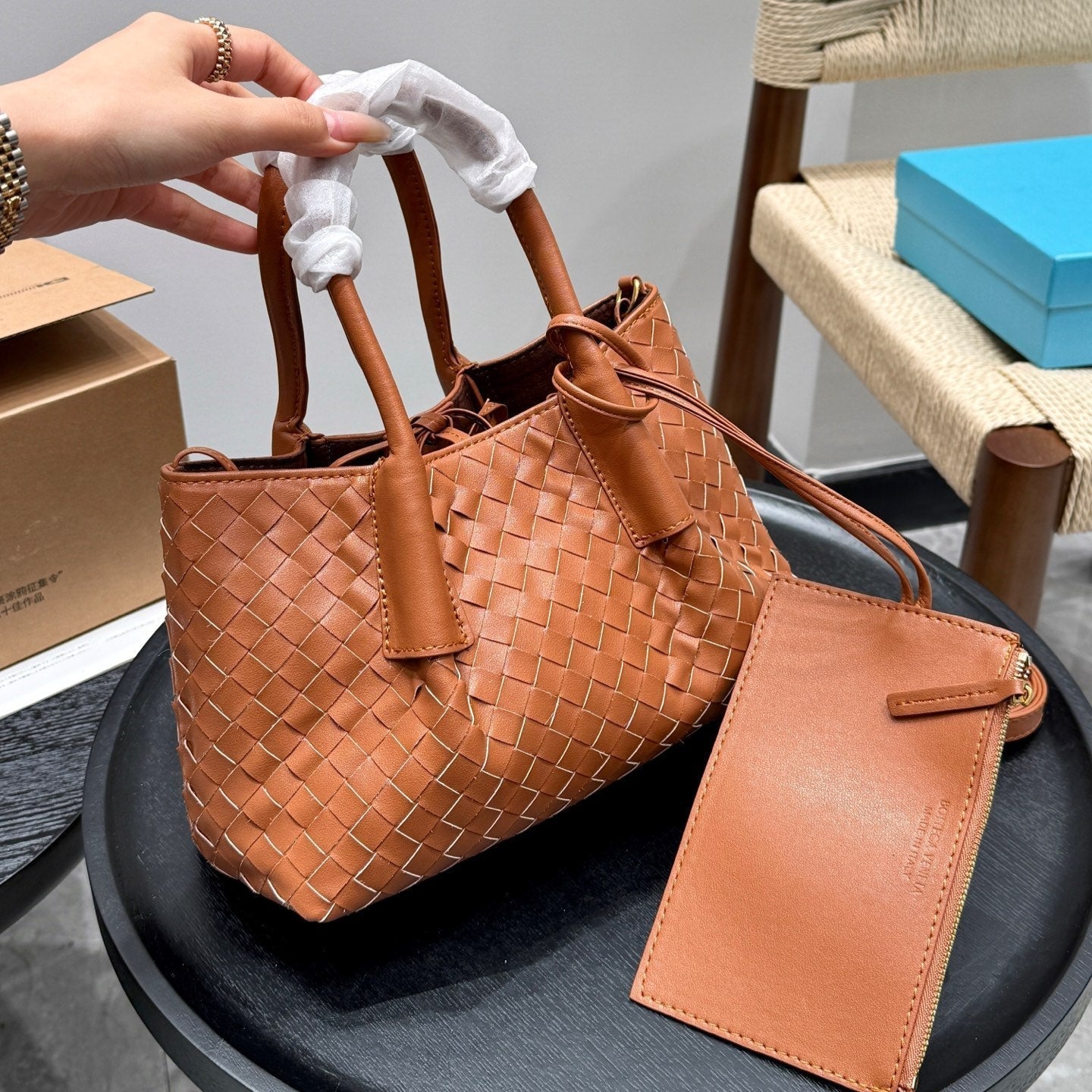 PETIT SAC CABAS PINACOCA 25 EN CUIR DE VEAU BRUN ROUILLE