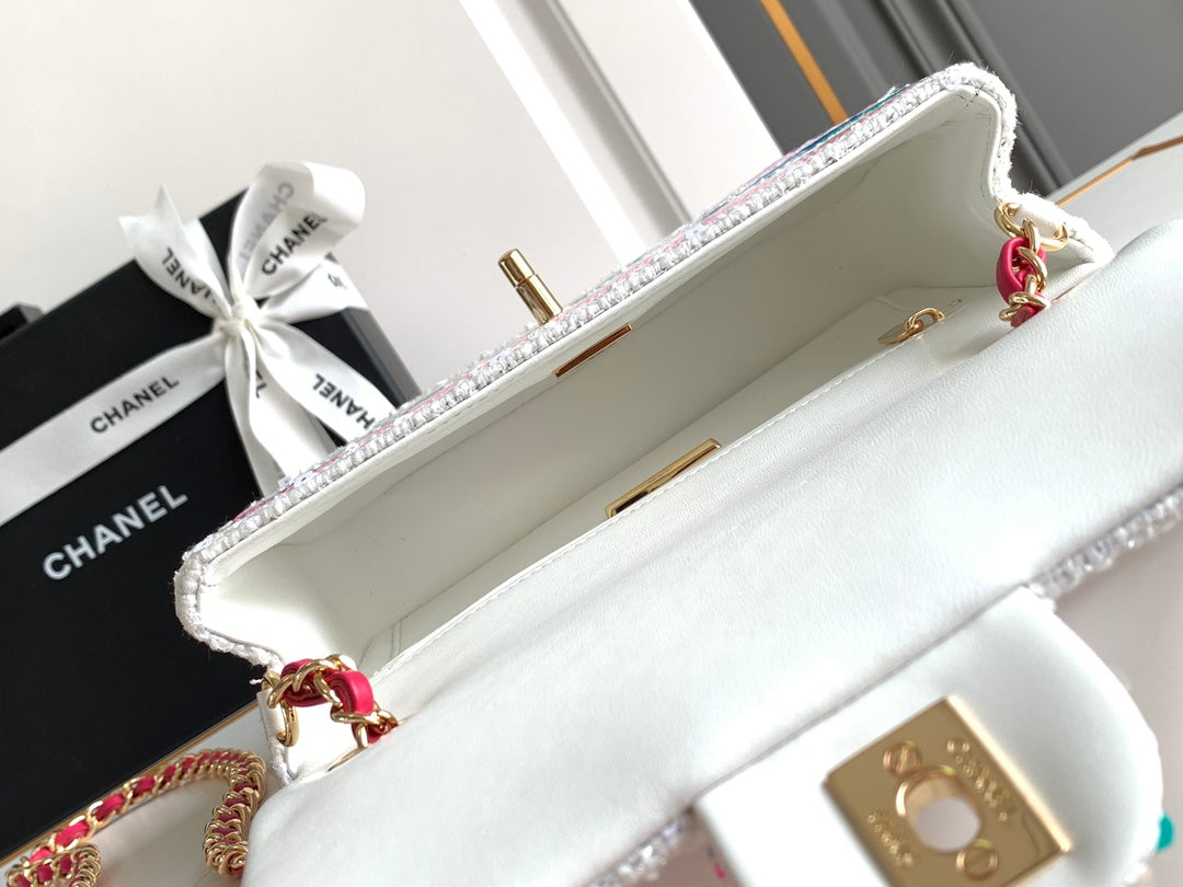 MINI SAC À MAIN CLASSIQUE 20 EN TWEED BRODÉ DE PAILLETTES BLANC