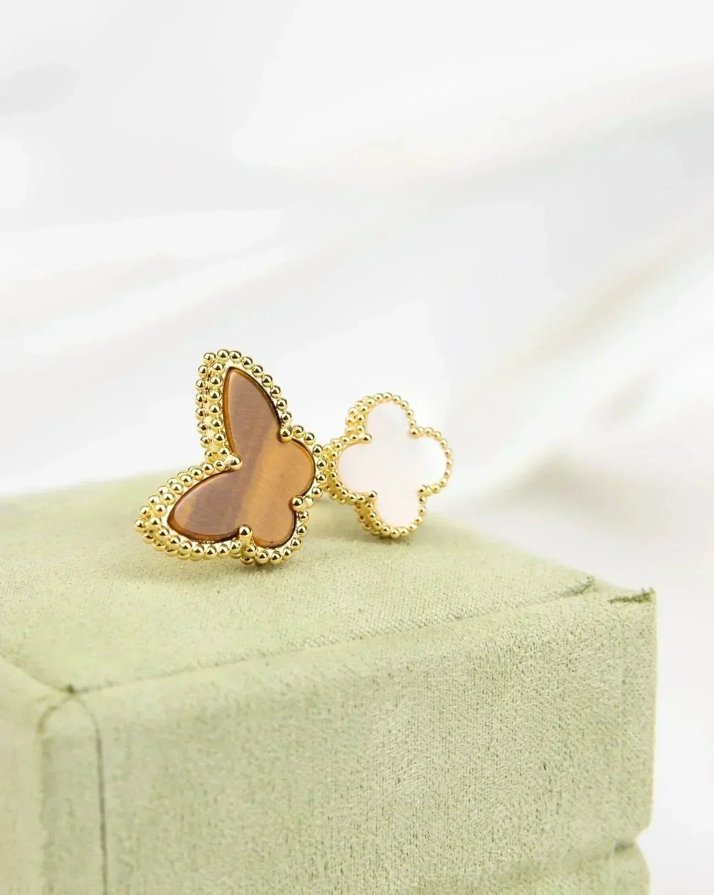 [Shinejoy]LUCKY BETWEEN THE FINGER RING