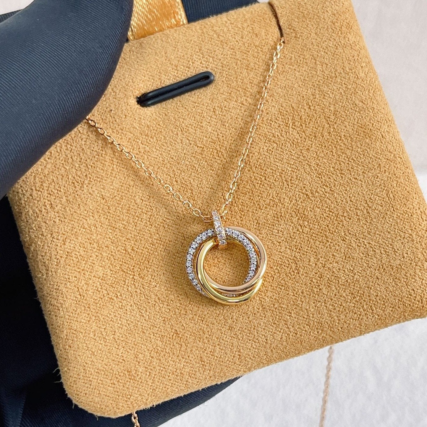 [Shinejoy]TRINITY NECKLACE SILVER GOLD PINK GOLD DIAMONDS