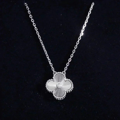 [Shinejoy]CLOVER  15MM DIAMOND LASER NECKLACE SILVER
