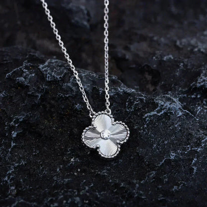 [Shinejoy]CLOVER  15MM DIAMOND LASER NECKLACE SILVER