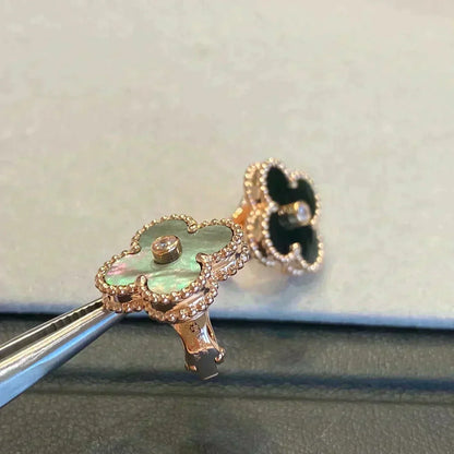 [Shinejoy]CLOVER MEDIUM 1 MOTIFS GRAY MOP  DIAMOND EARRINGS