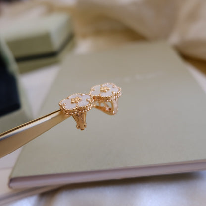 [Shinejoy]LUCKY PINK GOLD WHITE MOP EARRINGS