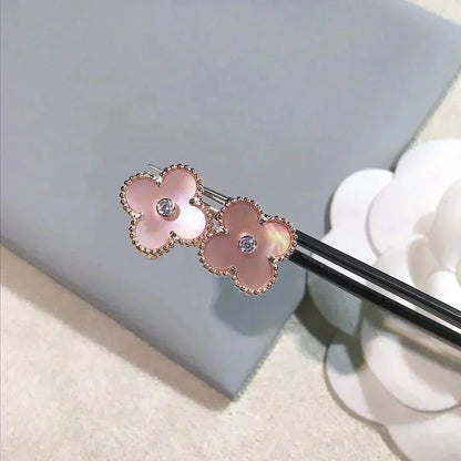 [Shinejoy]CLOVER MEDIUM 1 MOTIFS  PINK MOP DIAMOND EARRINGS