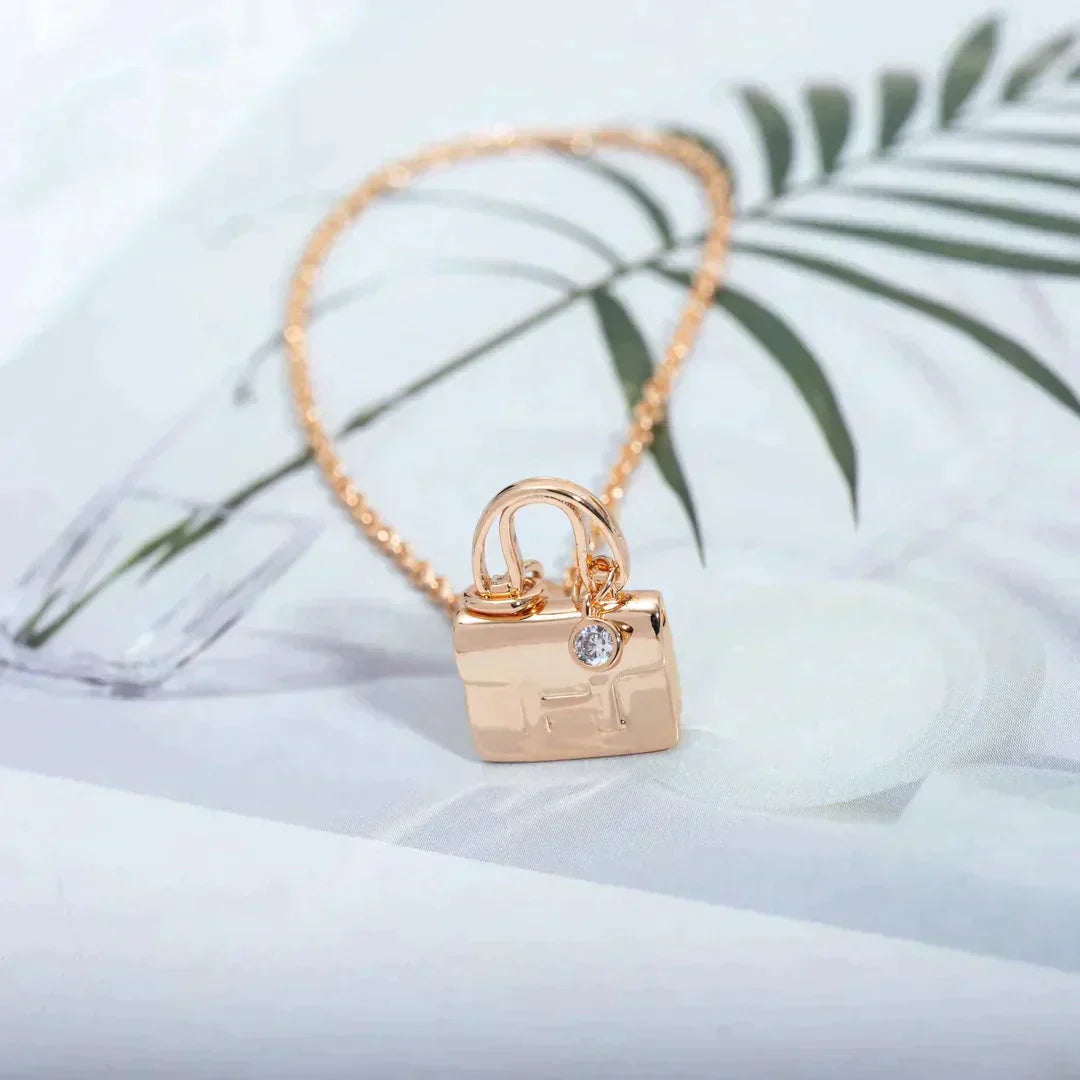 [Shinejoy]AMULETTE PEDANT Shinejoy GOLD NECKLACE