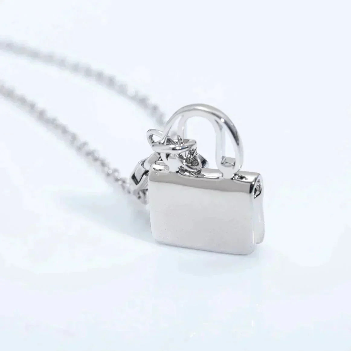 [Shinejoy]AMULETTE PEDANT SILVER NECKLACE