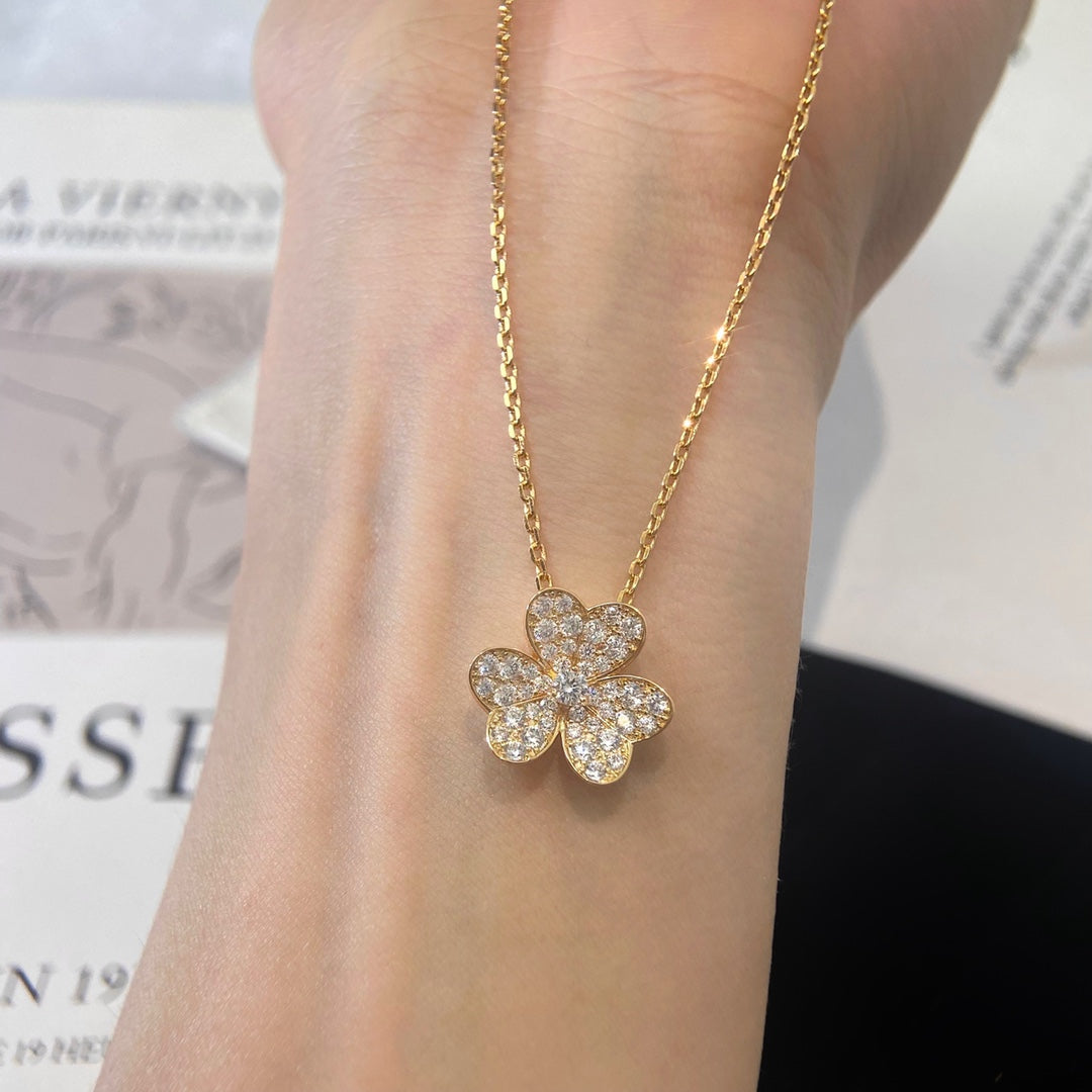 [Shinejoy]FLOWER DIAMOND NECKLACE