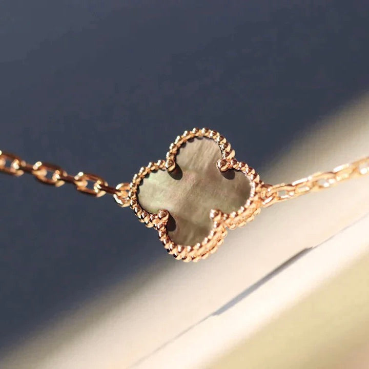 [Shinejoy]CLOVER 20 MOTIFS LASER DIAMOND NECKLACE