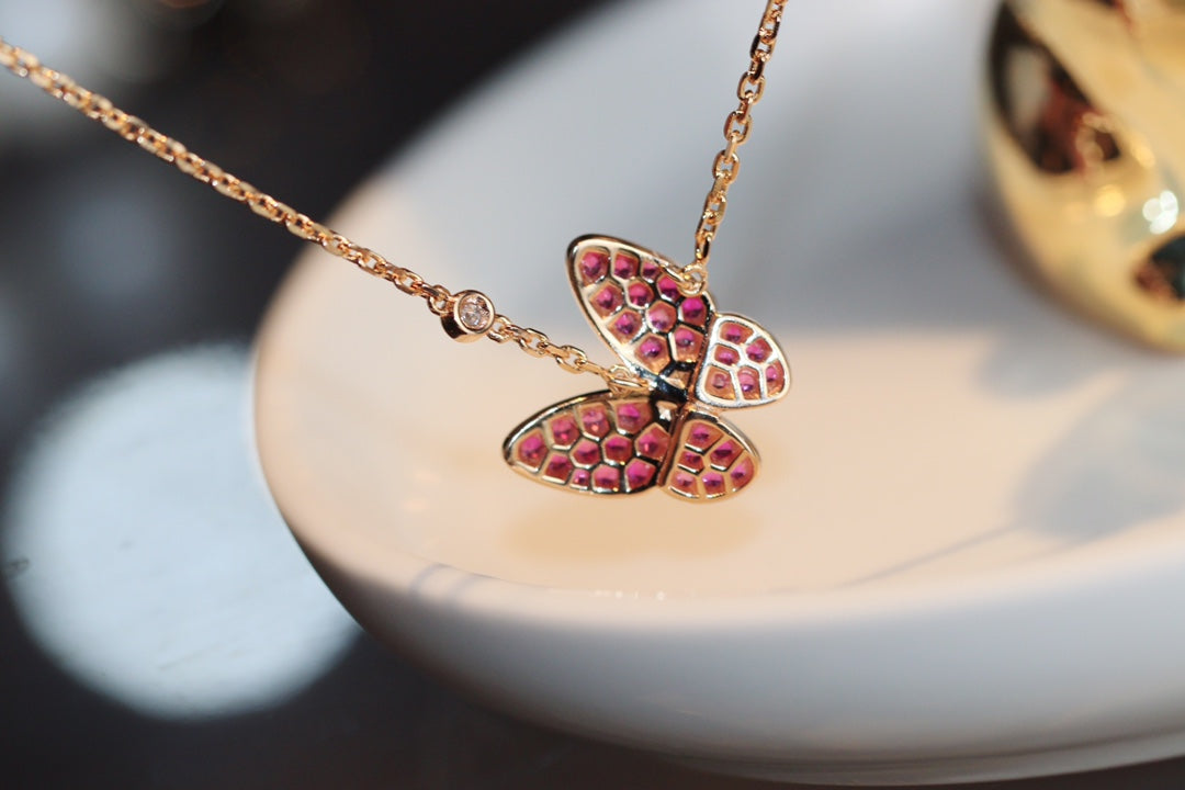 [Shinejoy]BUTTERFLY RED DIAMOND Shinejoy GOLD NECKLACE