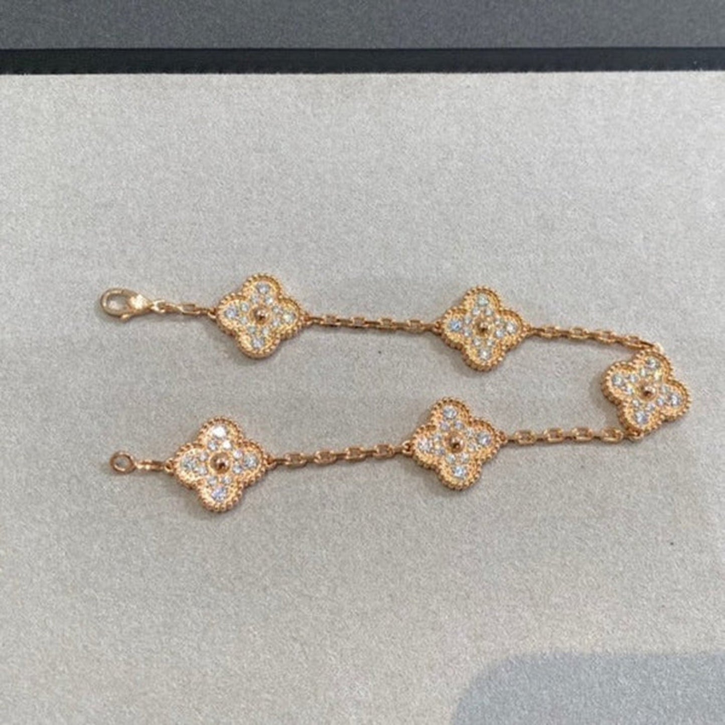 [Shinejoy] CLOVER 5 MOTIF FULL DIAMOND BRACELET COLLECTION