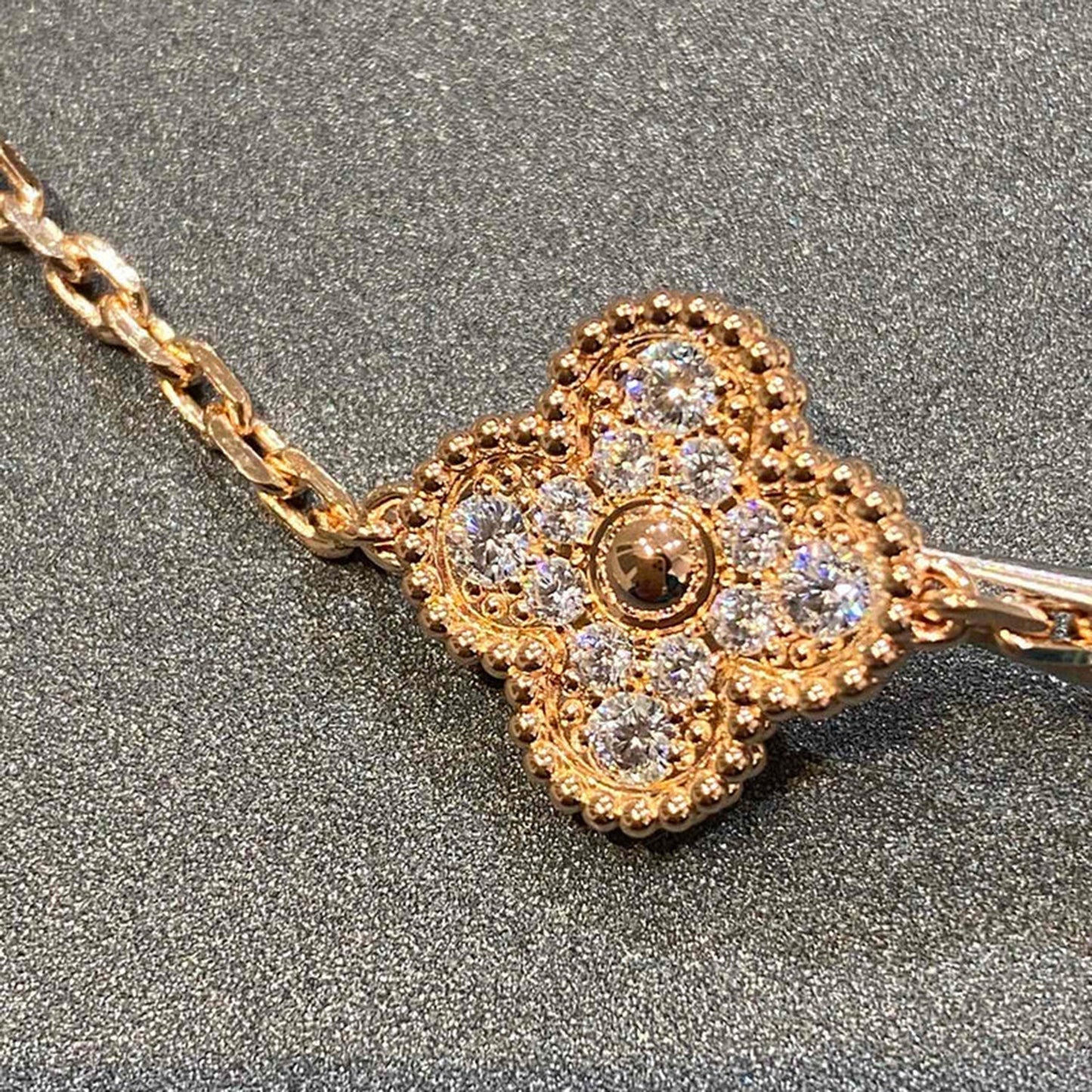 [Shinejoy] CLOVER 5 MOTIF FULL DIAMOND BRACELET COLLECTION