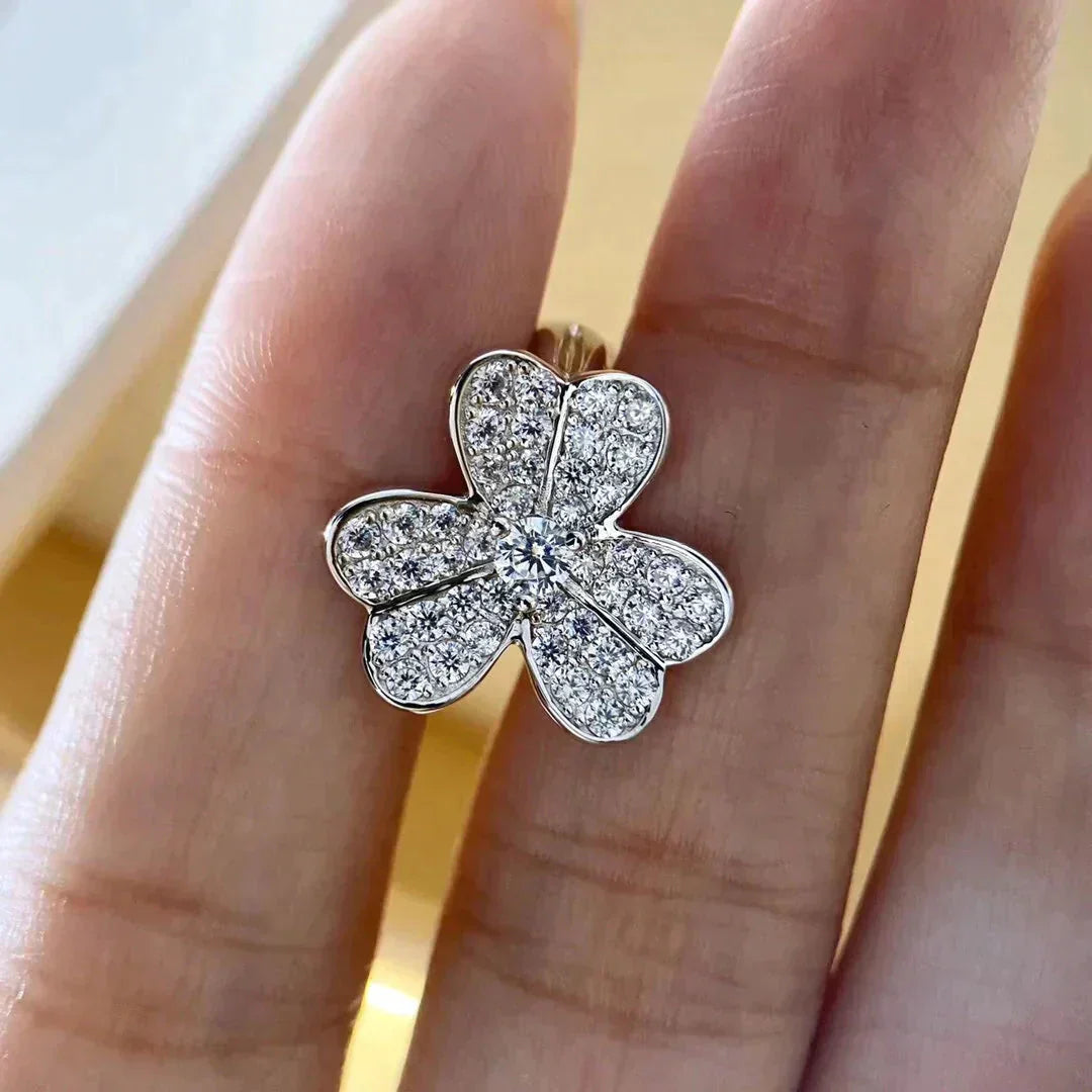 [Shinejoy]CLOVER COMOS DIAMOND EARRINGS SILVER
