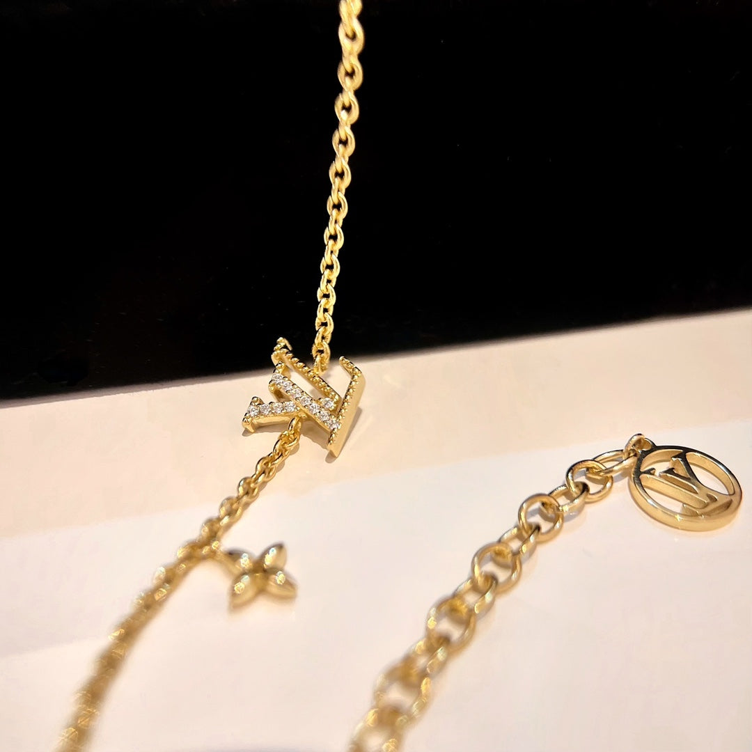 [Shinejoy]LOGO STAR MOTIF GOLD BRACELET