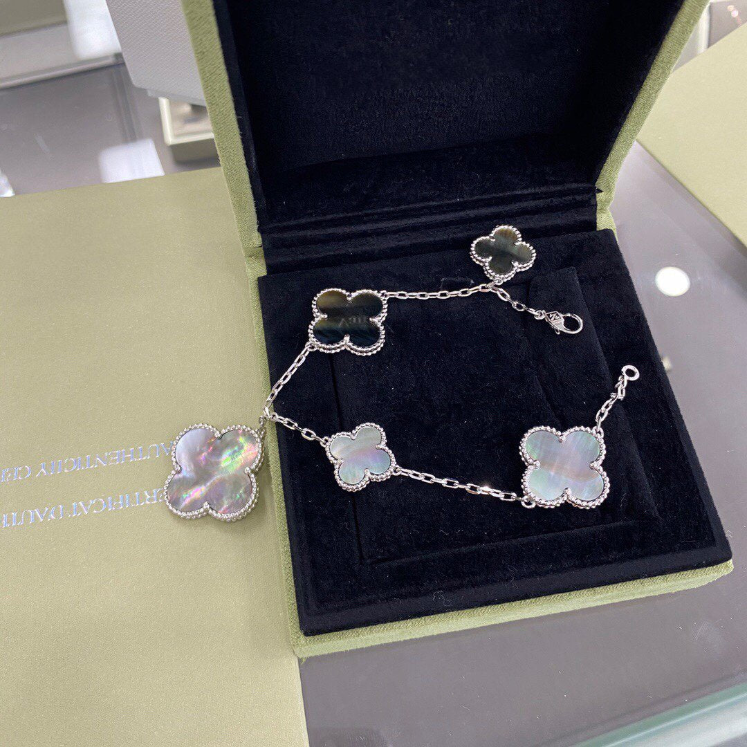 [Shinejoy]CLOVER 5 MOTIFS SIVLER DARK MOP BRACELET