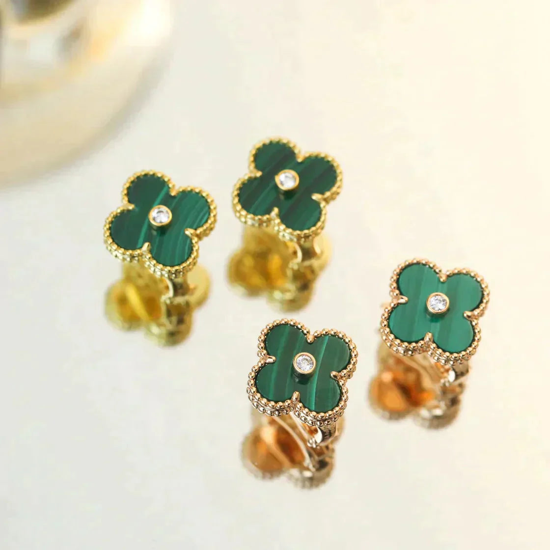 [Shinejoy]CLOVER MEDIUM 1 MOTIFS MALACHITE DIAMOND EARRINGS