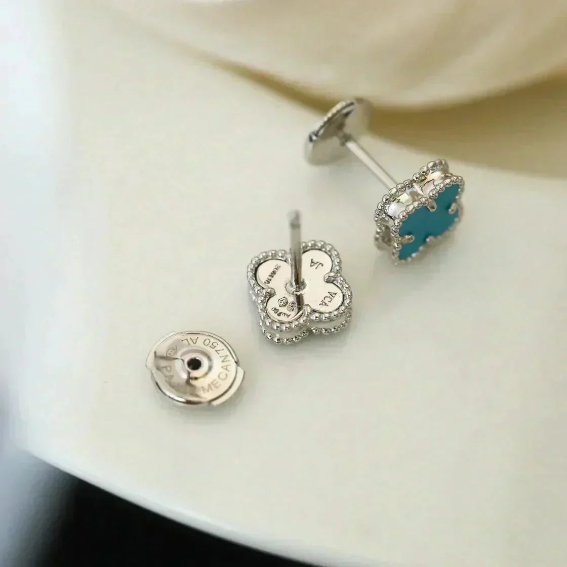 [Shinejoy]CLOVER MINI 9.5MM ONYX STUD EARRINGS SILVER