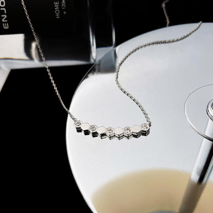 [Shinejoy]BEE MY LOVE DIAMOND NECKLACE