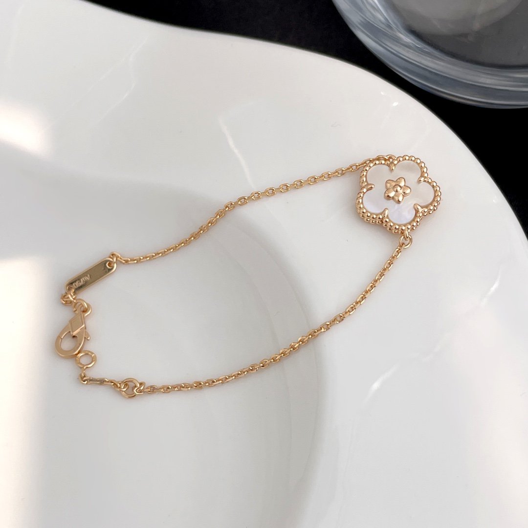 [Shinejoy]LUCKY SPRING Shinejoy GOLD MOP BRACELET