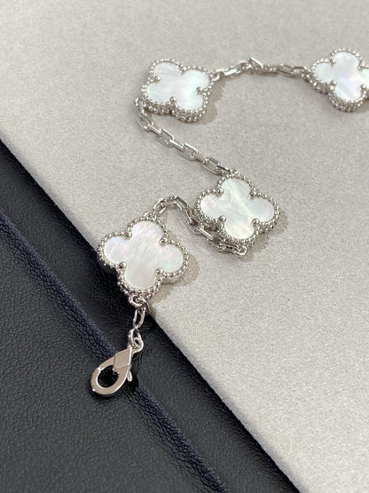 [Shinejoy]CLOVER WHITE PEARL MOP 5 MOTIF BRACELET COLLECTION
