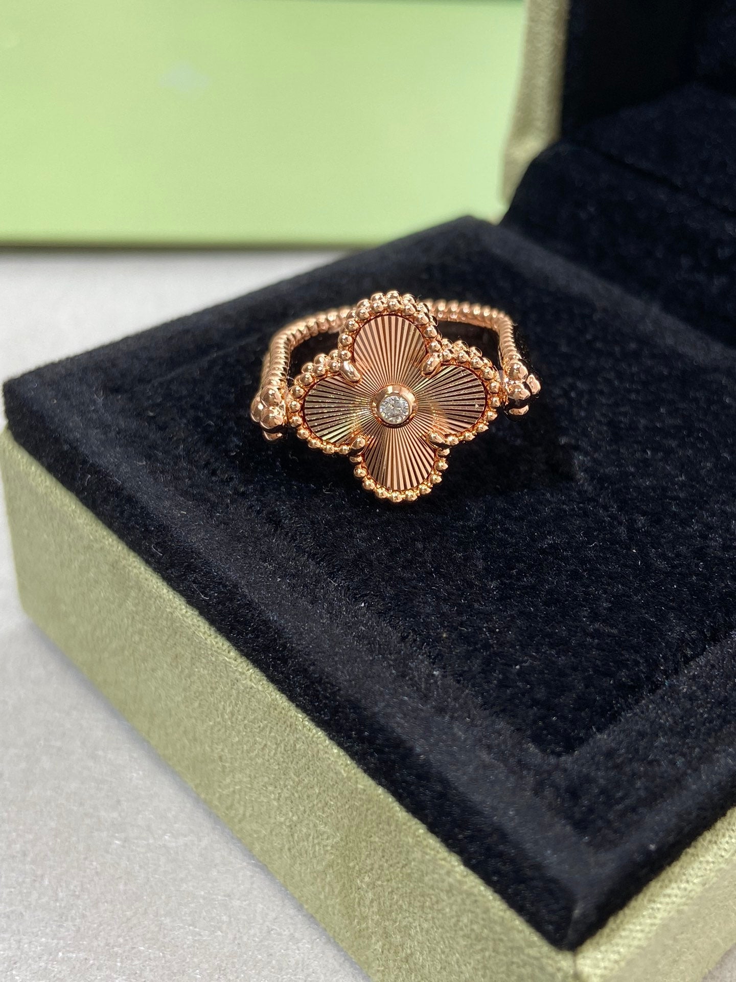 [Shinejoy]CLOVER RIVERSIBLE Shinejoy GOLD RING