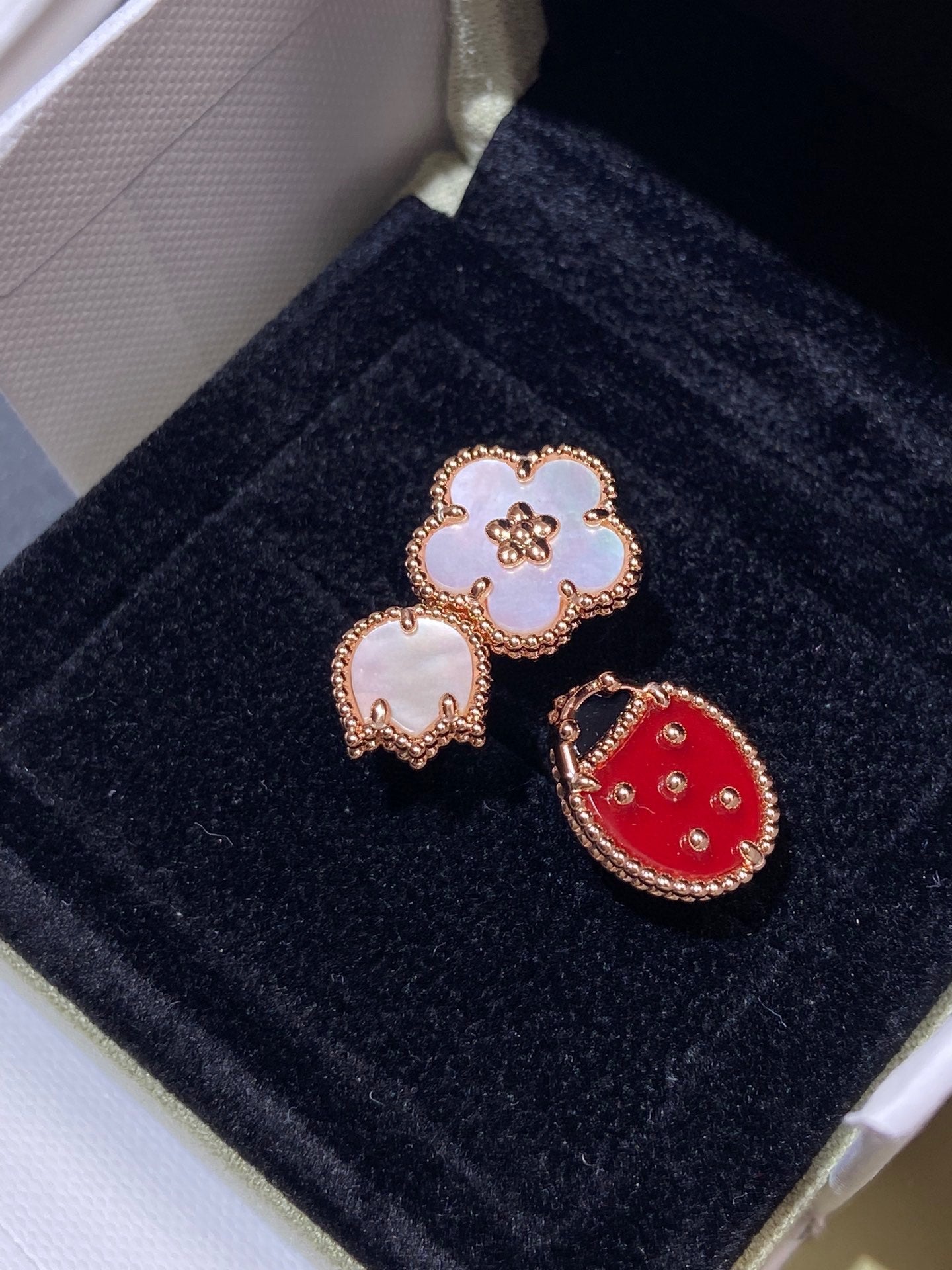 [Shinejoy]LUCKY 3 MOTIF Shinejoy GOLD RING