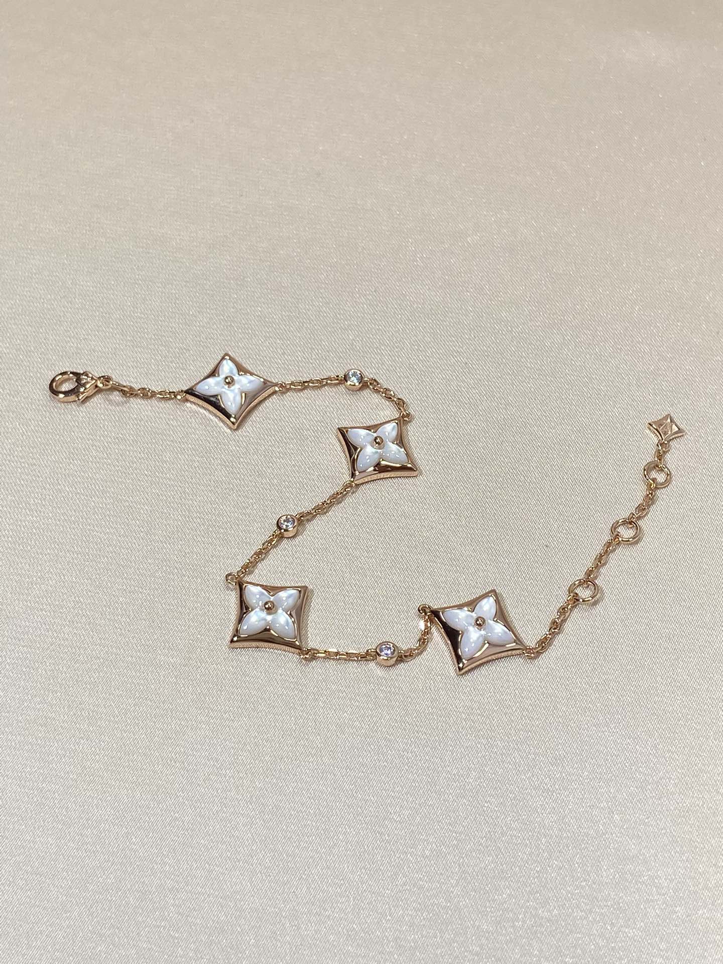 [Shinejoy]STAR 4 MOTIF MOP DIAMOND PINK GOLD BRACELET