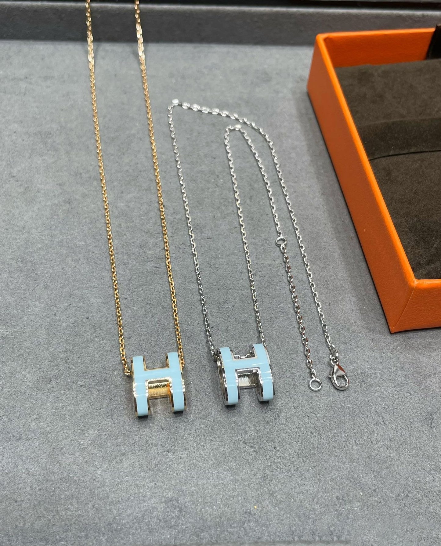 [Shinejoy]POP H SKY BLUE NECKLACE