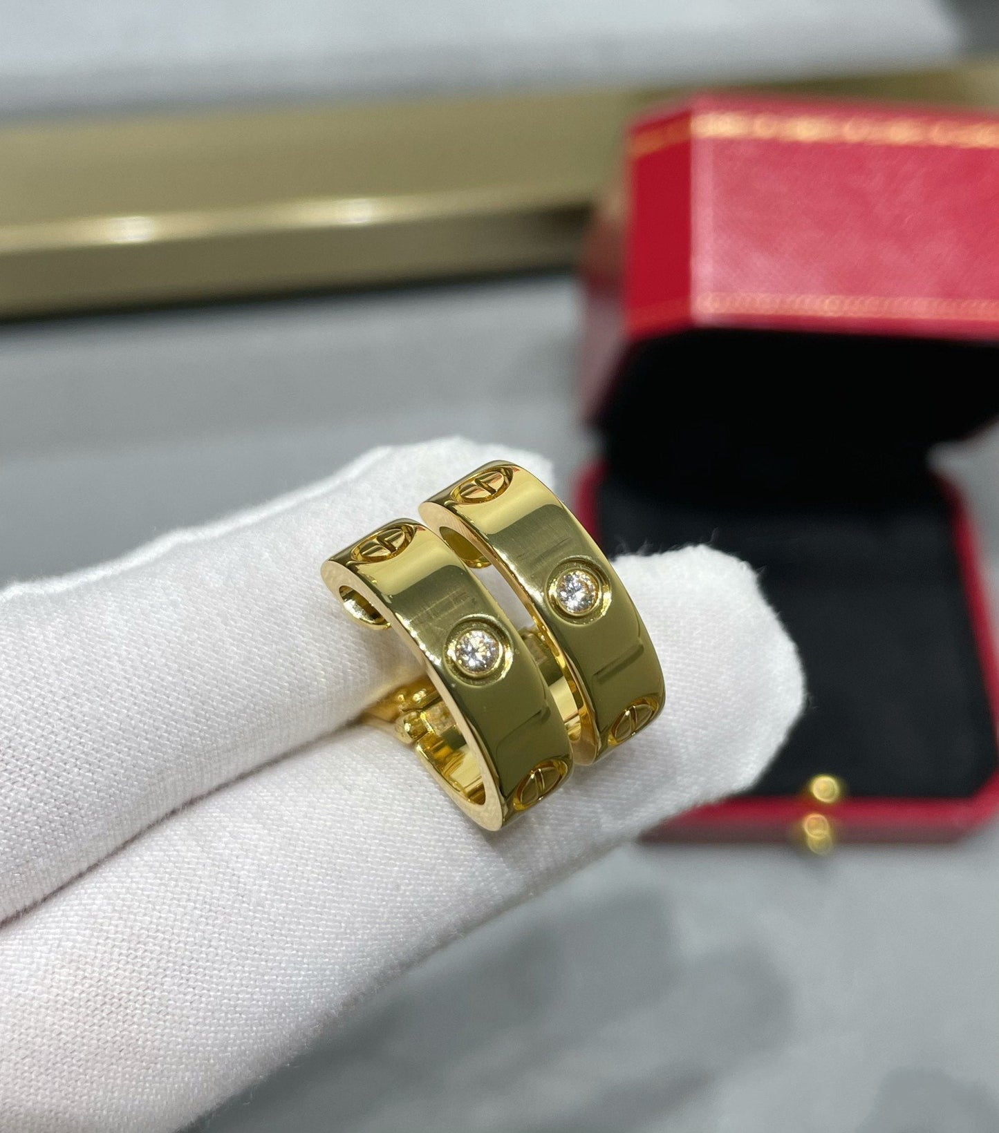 [Shinejoy]LOVE 5.5MM 1 DIAMOND EARRINGS