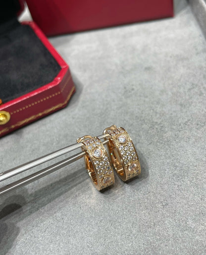 [Shinejoy]LOVE 5.5MM DIAMOND PAVED EARRINGS