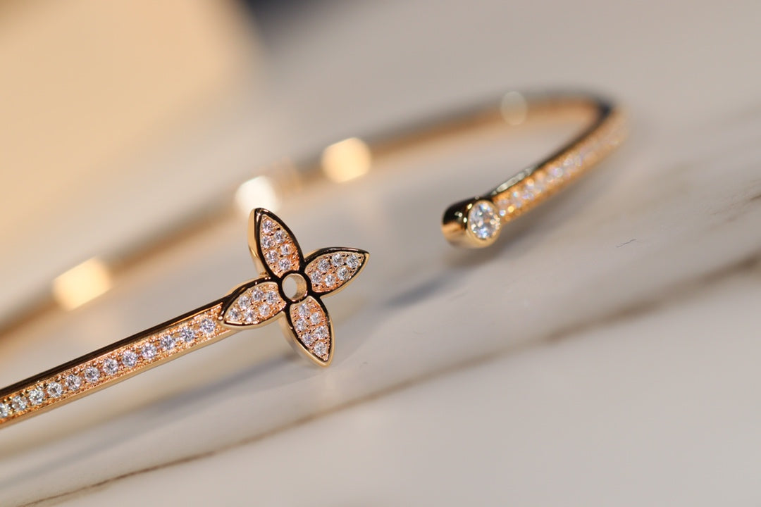 [Shinejoy]IDYLLE GOLD OPEN BRACELET DIAMOND PAVED