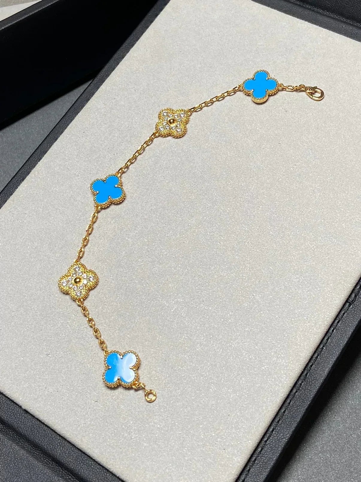 [Shinejoy] CLOVER 5 MOTIF BLUE AGATE BRACELET COLLECTION