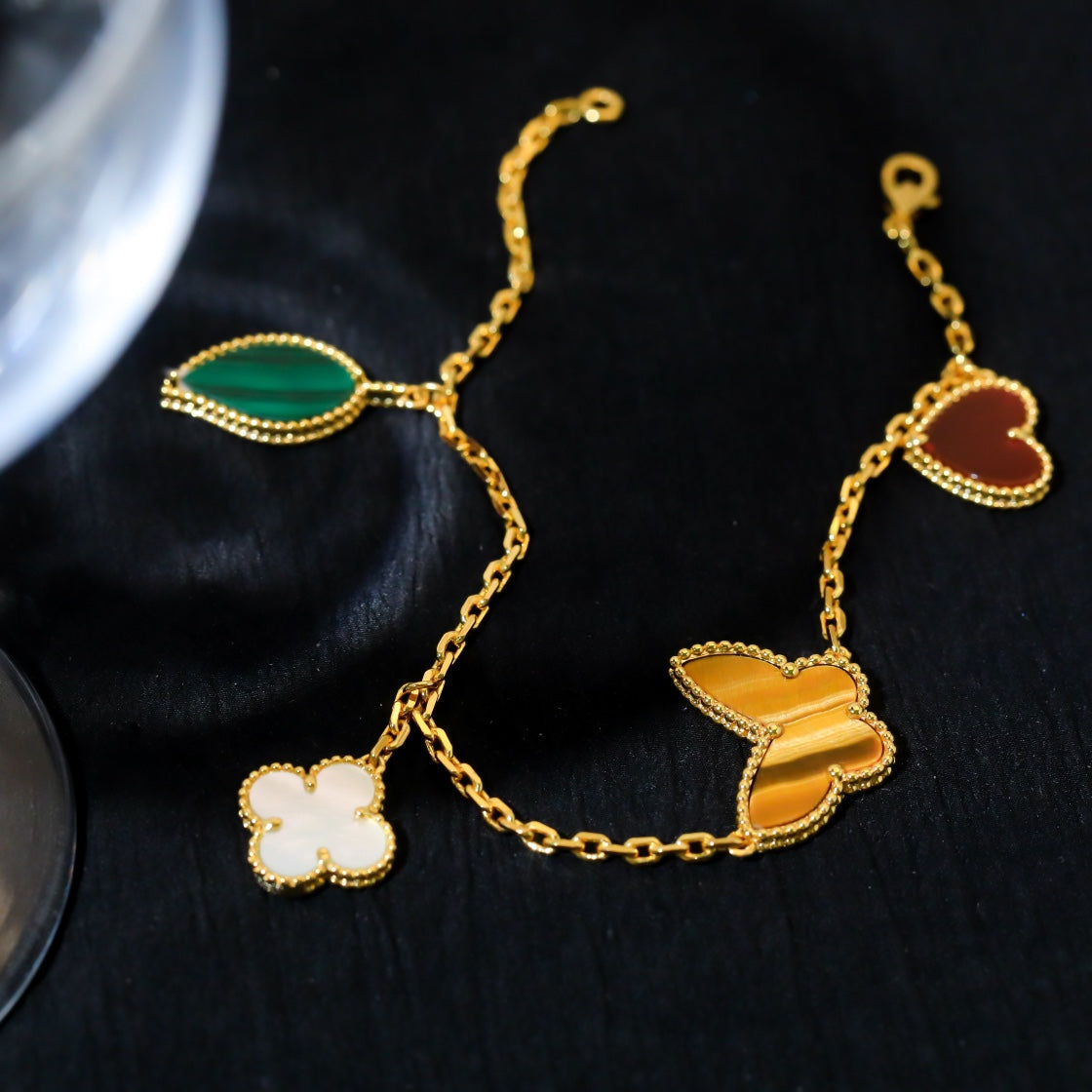 [Shinejoy]LUCKY SPRING 5 MOTIF GOLD BRACELET