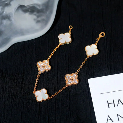 [Shinejoy]CLOVER WHITE PEARL MOP 5 MOTIF BRACELET COLLECTION
