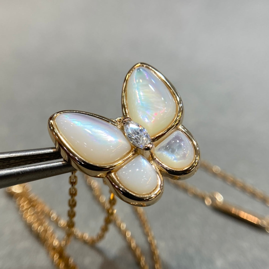 [Shinejoy]BUTTERFLY MOP DIAMOND NECKLACE