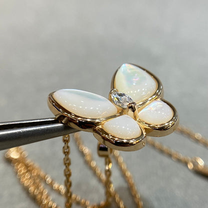 [Shinejoy]BUTTERFLY MOP DIAMOND NECKLACE