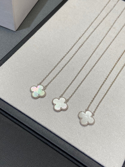 [Shinejoy]CLOVER MEDIUM SILVER WHITE MOP NECKLACE