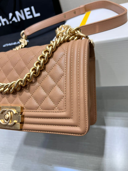 SAC BOY MOYEN 25 CUIR CAVIAR MARRON MÉTAL DORÉ