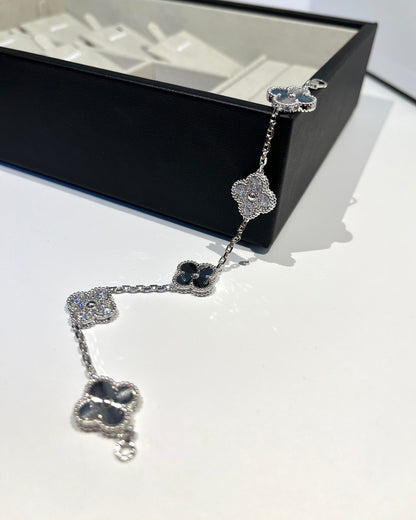 [Shinejoy] CLOVER 5 MOTIF LASER BRACELET COLLECTION