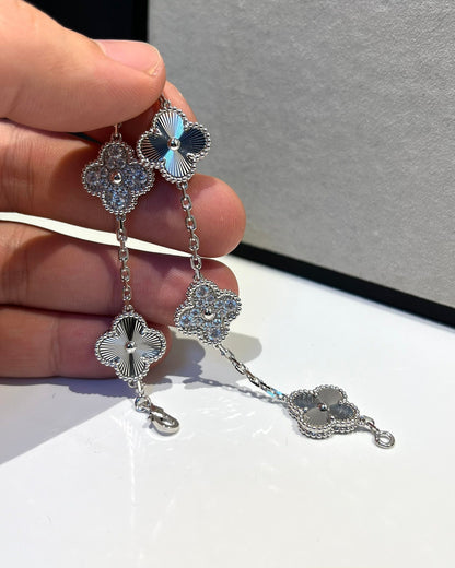 [Shinejoy] CLOVER 5 MOTIF LASER BRACELET COLLECTION