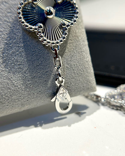 [Shinejoy] CLOVER 5 MOTIF LASER BRACELET COLLECTION