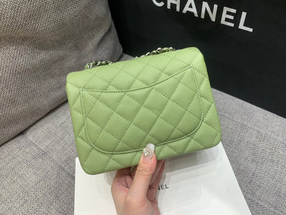 MINI SAC À RABAT CARRÉ 17CM CAVIAR VERT MÉTAL ARGENTÉ