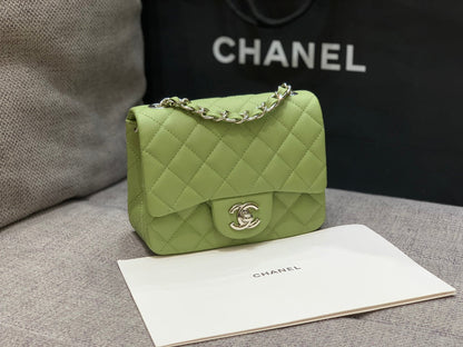 MINI SAC À RABAT CARRÉ 17CM CAVIAR VERT MÉTAL ARGENTÉ