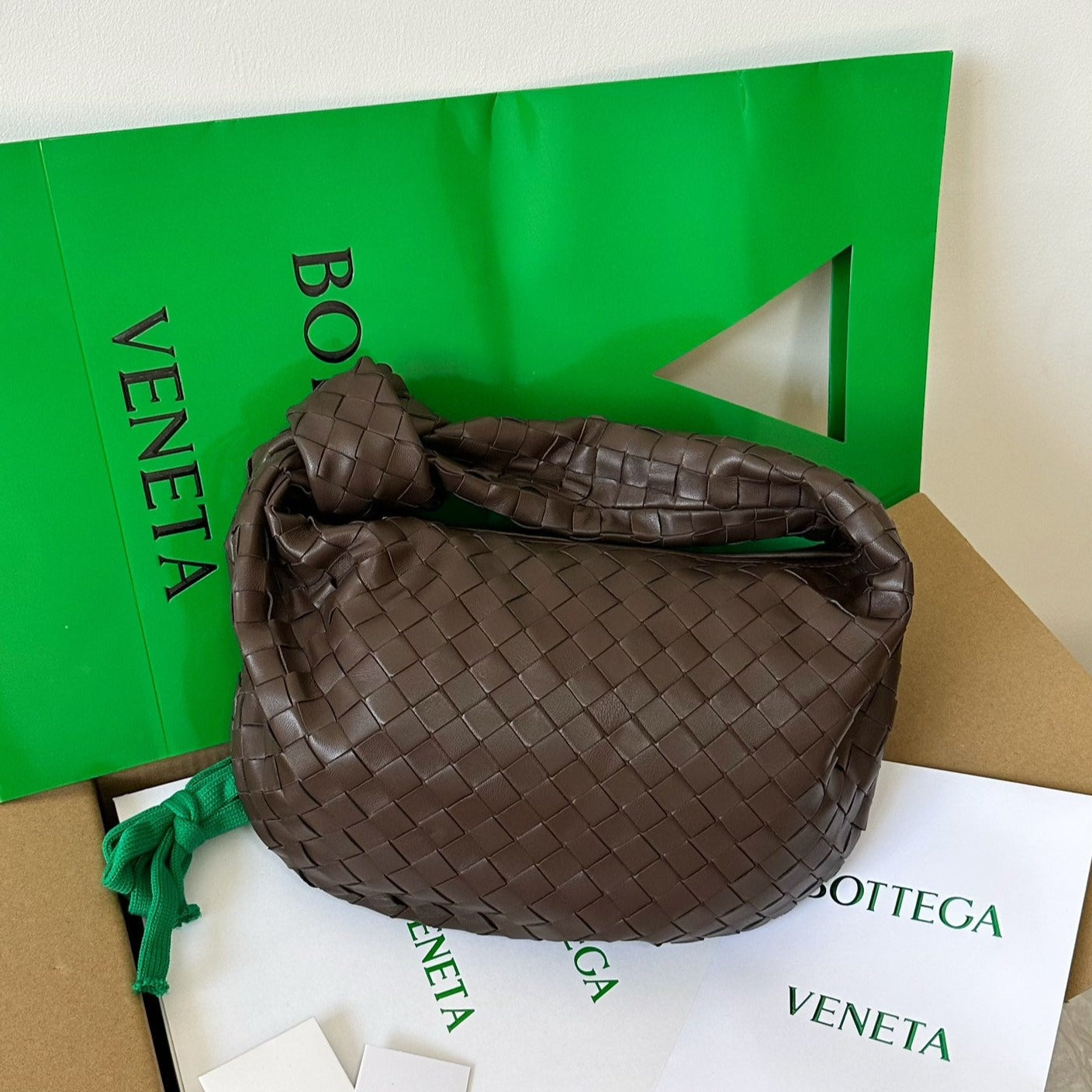 BV TEEN JODIE 36CM DAIM CHOCOLAT