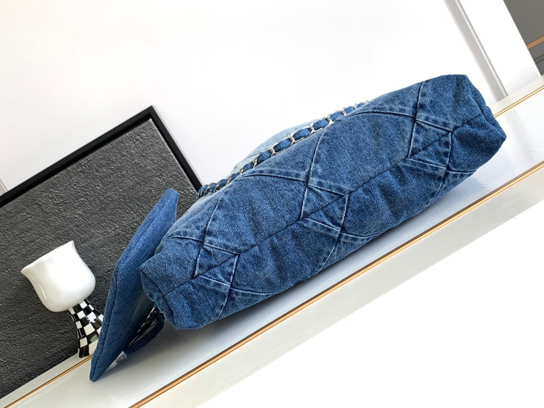 CC HOBO 39CM JEAN MÉTAL ARGENTÉ
