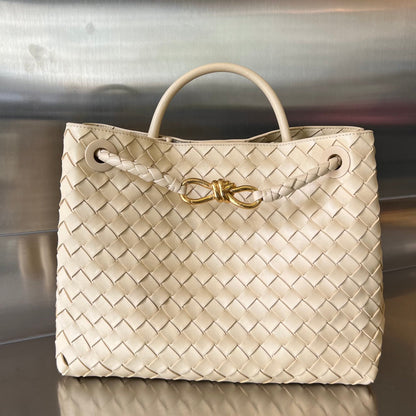 BV MEDIUM ANDIAMO 32CM CUIR D'AGNEAU BEIGE
