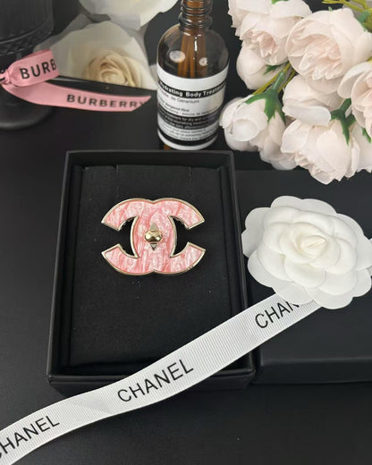 [Shinejoy]Pink Resin Classic Brooch 5cm