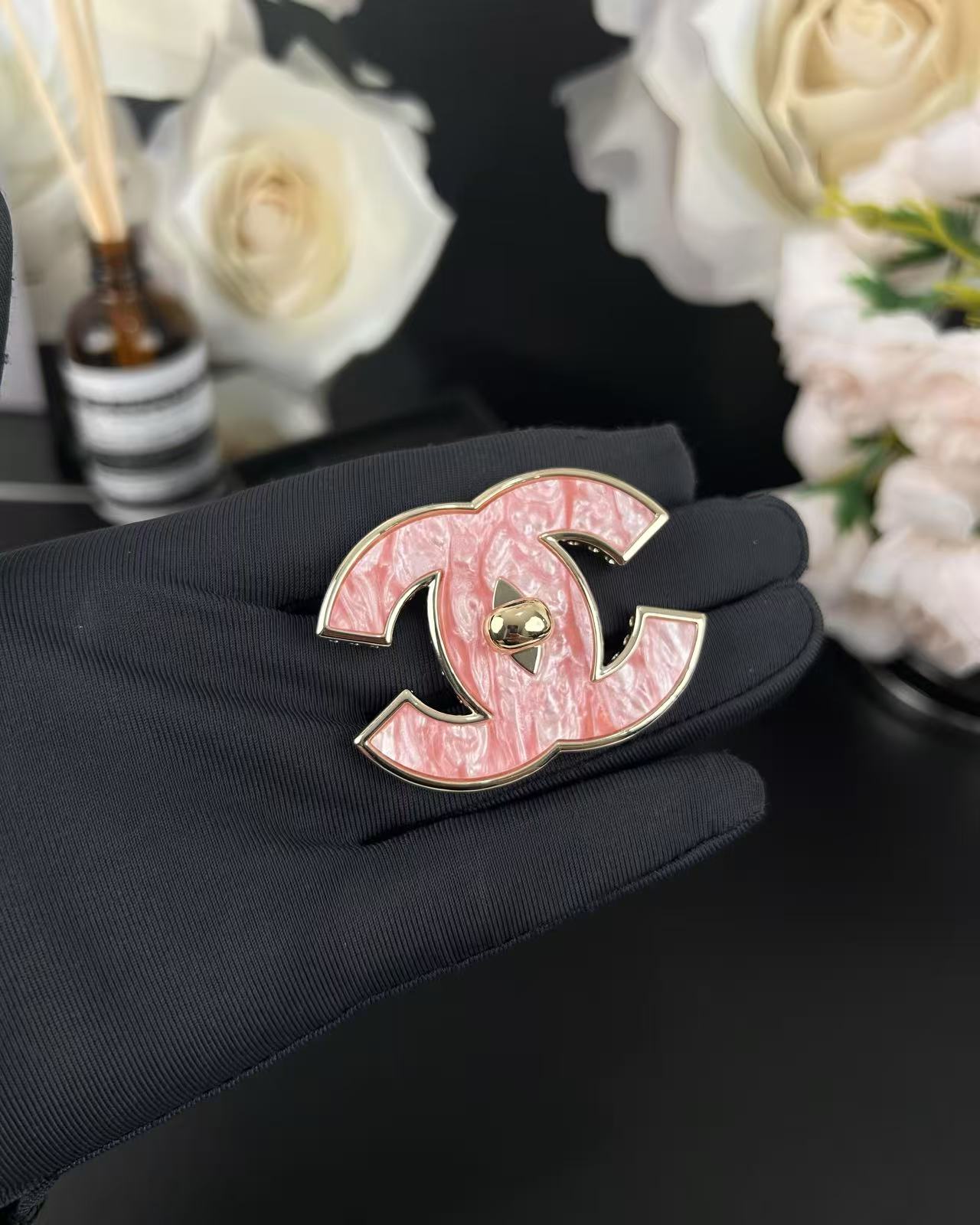 [Shinejoy]Pink Resin Classic Brooch 5cm